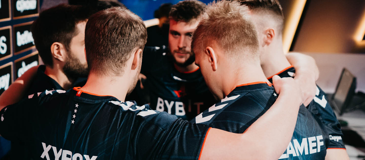 hummel x Astralis extend partnership until 2025